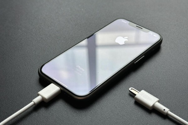 iPhone充电发烫会不会有问题