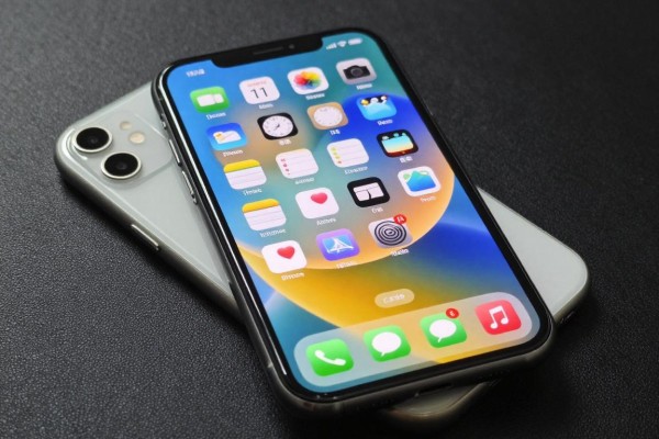 iPhone 11屏幕尺寸多大?