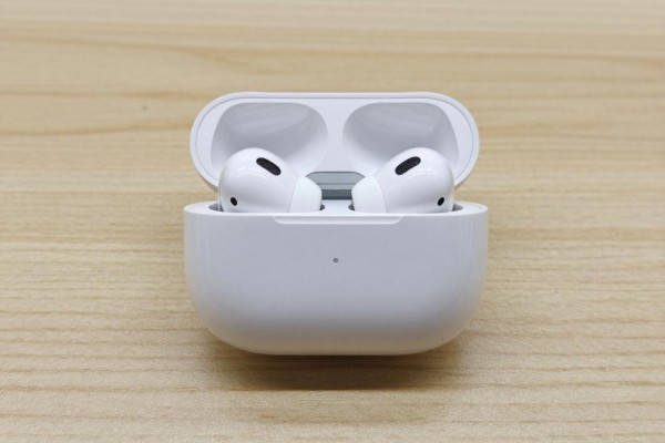 AirPods Pro如何使用？