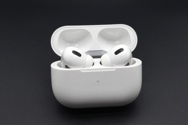 AirPods Pro怎么开关和切换?