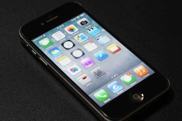 iPhone 4S刷机步骤简单吗?