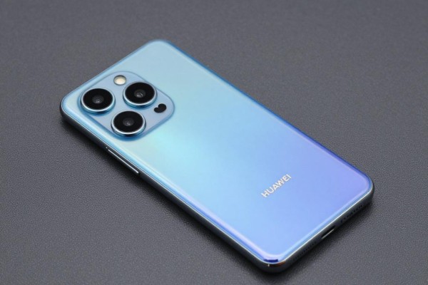 华为Mate30 Pro比Mate30强在哪?