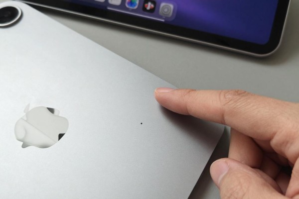iPad Pro（2026）截屏手势是哪两个键？
