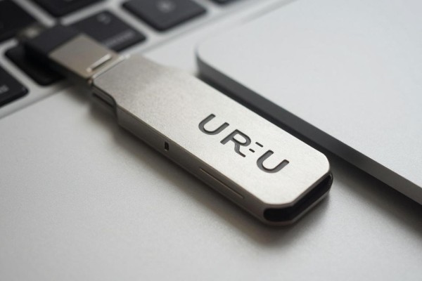 U盘接入电脑无任何提示?
